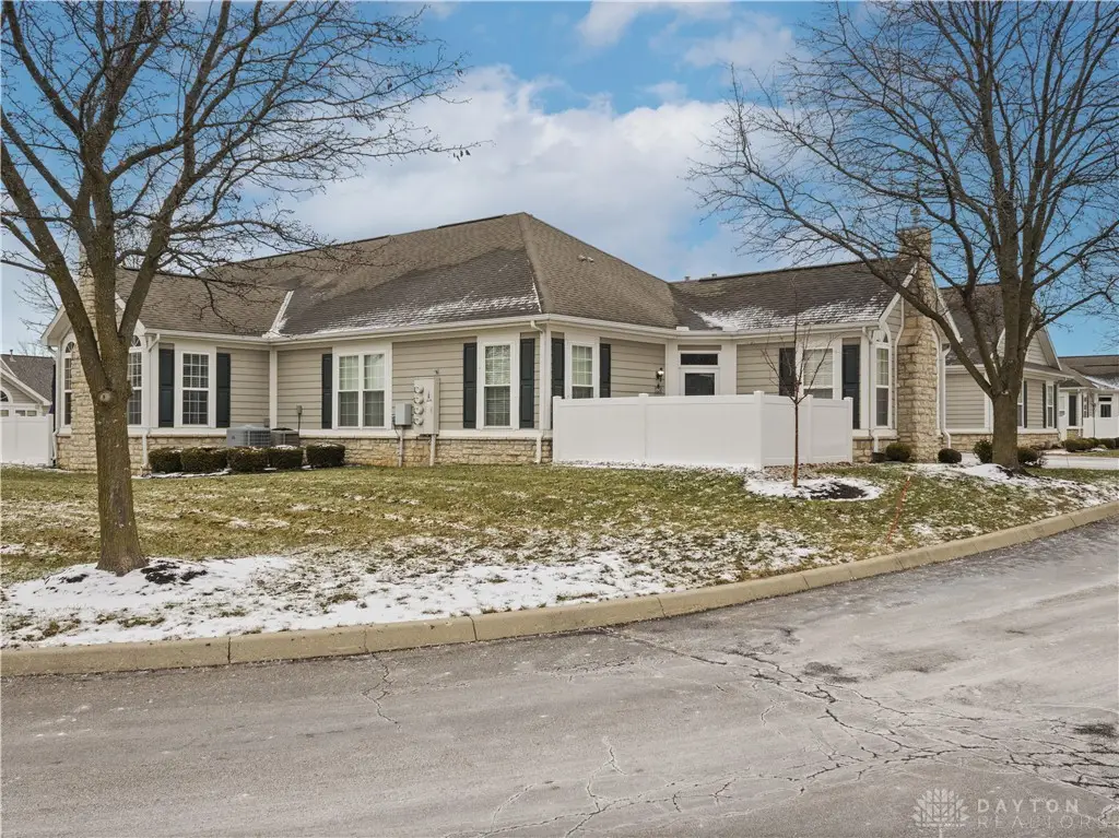 4645 Cobblestone Drive, Tipp City, OH 45371 - Image #1