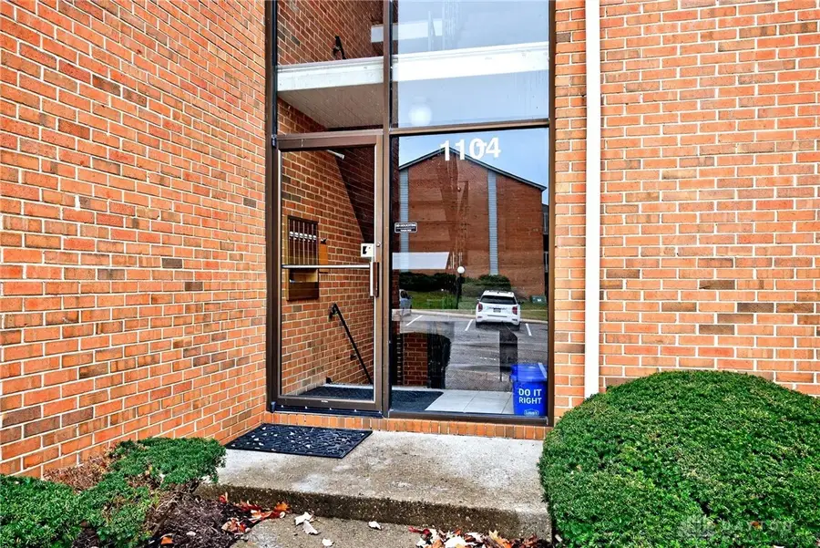 1104 Arrowhead Crossing #A, Dayton, OH 45449 - Image #3