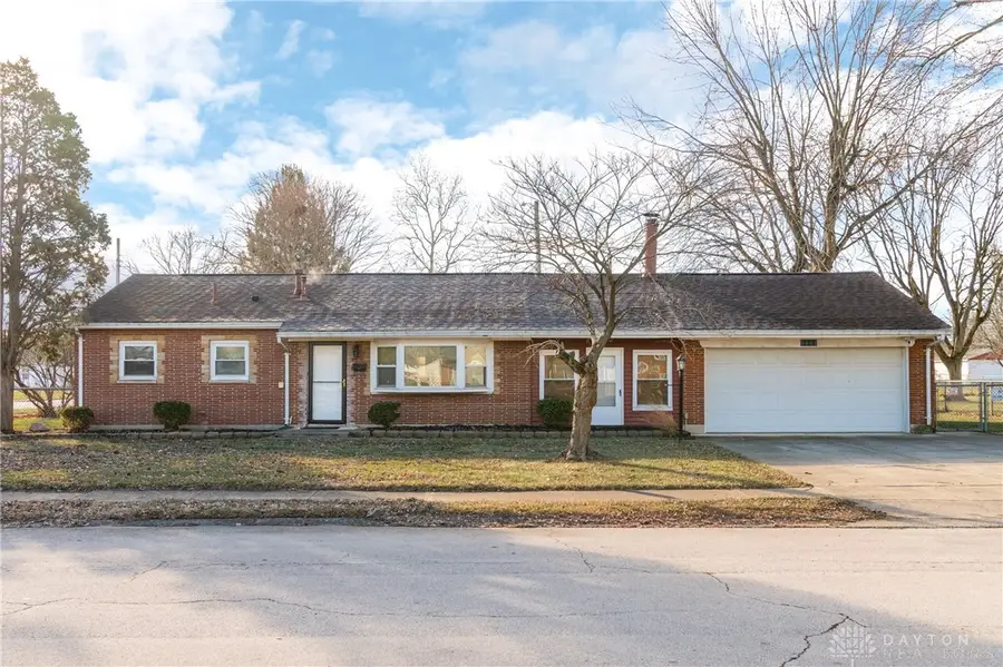 111 Parkgrove Drive, Englewood, OH 45322 - Image #2