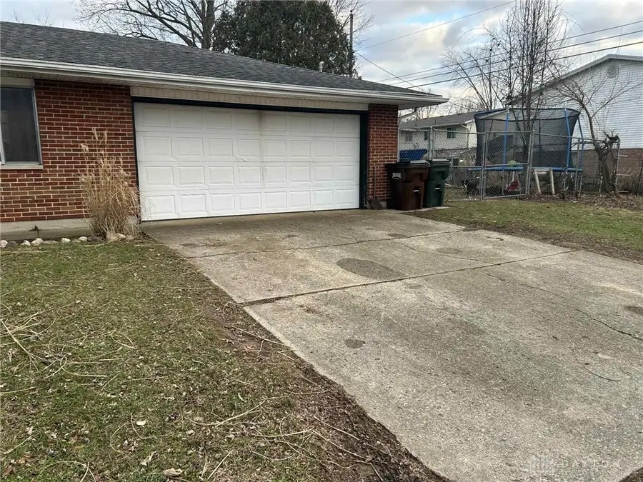 304 Sunset Drive, New Carlisle, OH 45344 - Image #2