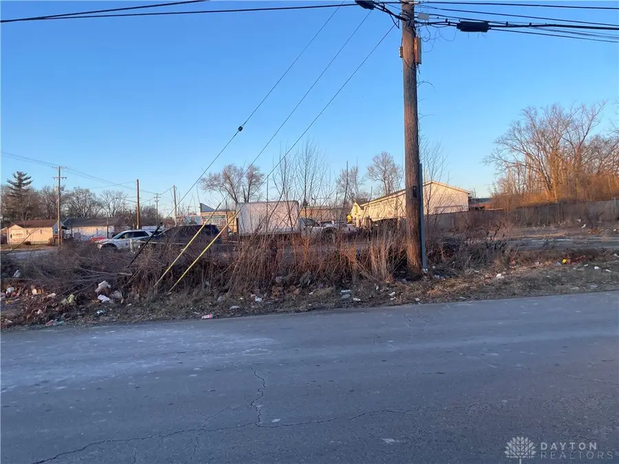 2200 N Gettysburg Avenue, Dayton, OH 45406 - Image #2