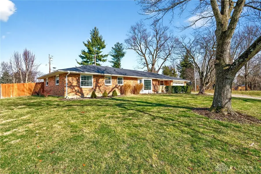 371 W David Road, Dayton, OH 45429 - Image #3