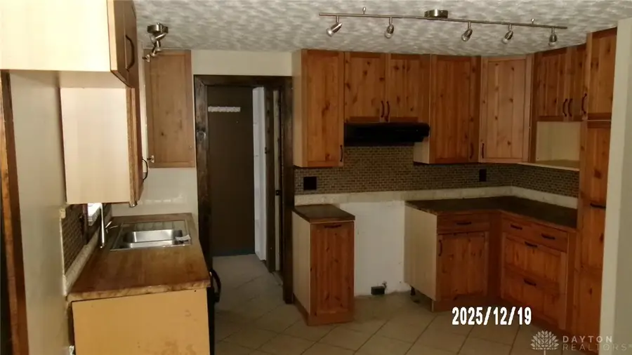 27 Laurelgrove Drive, Englewood, OH 45322 - Image #3