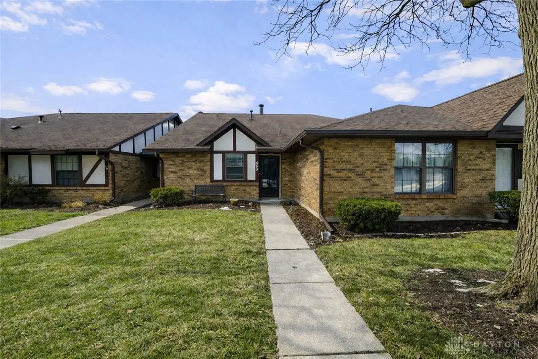 565 Pine Needles Drive, Dayton, OH 45458 - Image #1