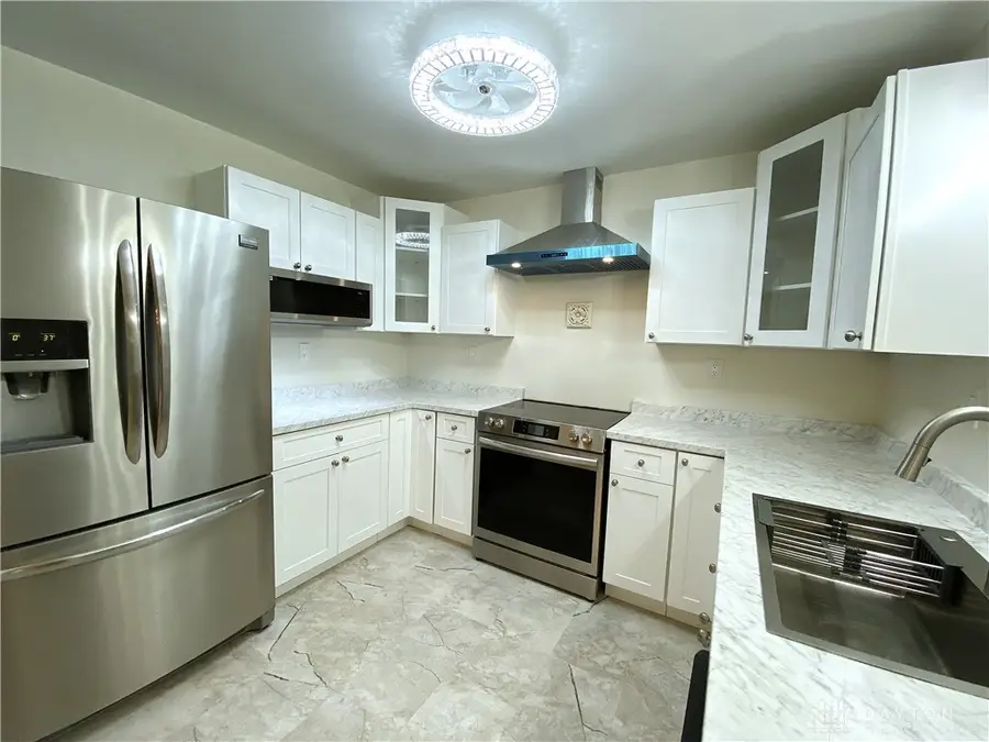 565 Pine Needles Drive, Dayton, OH 45458 - Image #3