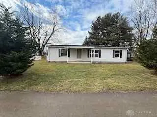 385 Grant Street, Harveysburg, OH 45032 - Image #1