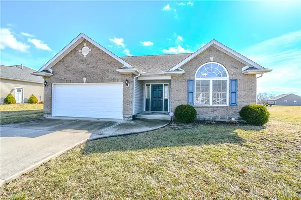 9825 Augusta Lane, Piqua, OH 45356