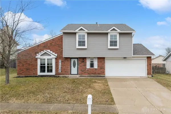 6681 Deer Knolls Drive, Dayton, OH 45424