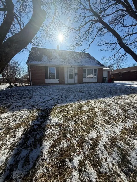 40 Greencliff Drive, Englewood, OH 45322