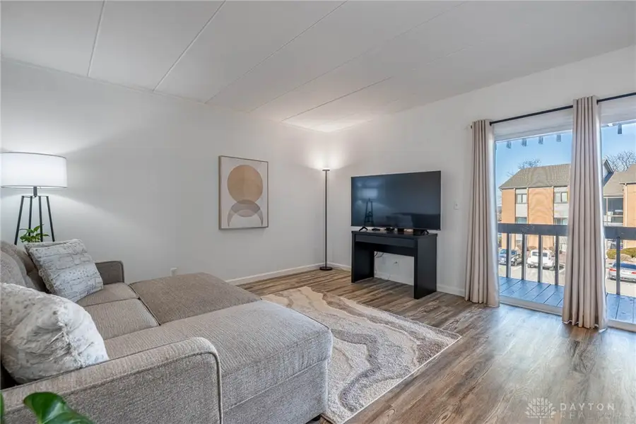 1118 Eagle Feather Circle #D, Dayton, OH 45449 - #3