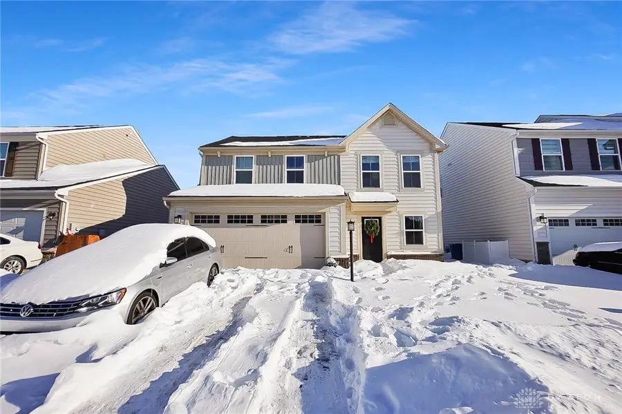 6303 Willow Oak Drive, Tipp City, OH 45371 - #3