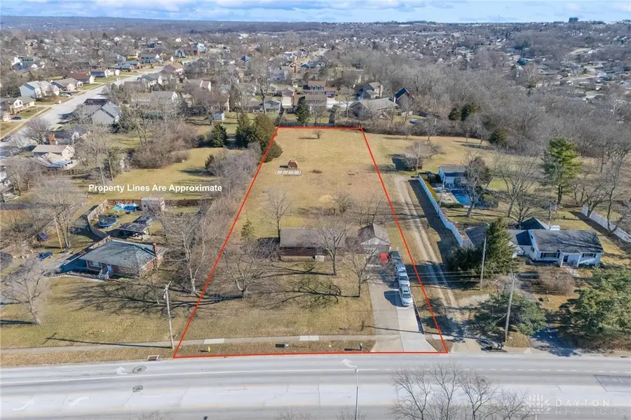 1102 N Heincke Road, Miamisburg, OH 45342 - Image #2