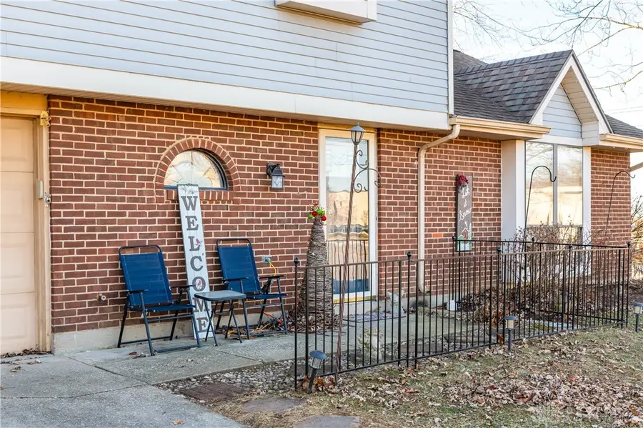 5686 Firegate Court, Huber Heights, OH 45424 - Image #2