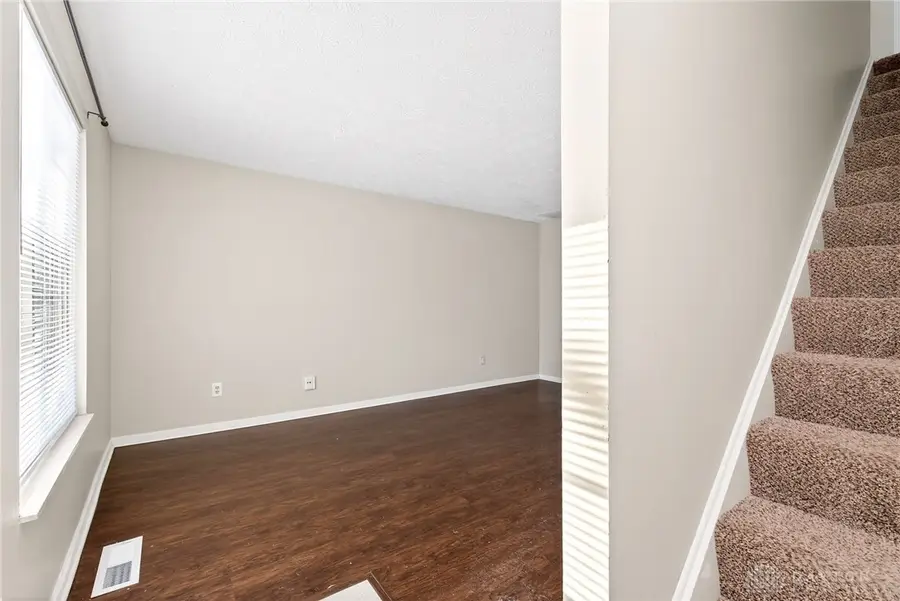 2525 Valais Court, Sugarcreek Township, OH 45458 - Image #3