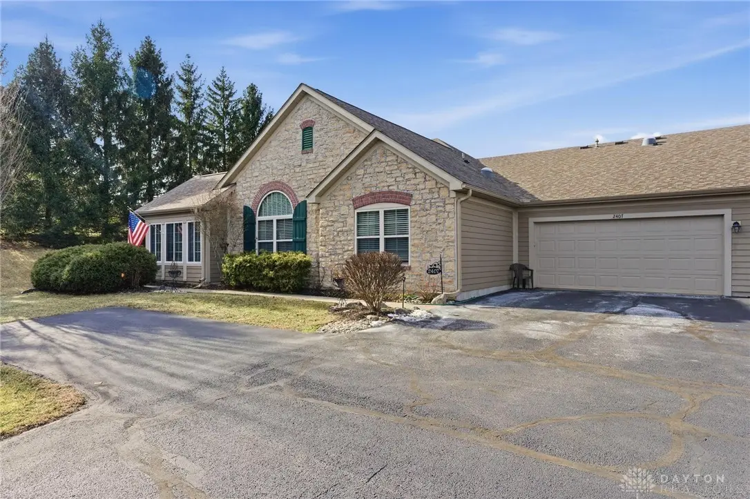 2407 Locust Hill Boulevard, Beavercreek, OH 45431 - Image #1