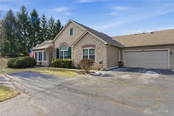 2407 Locust Hill Boulevard, Beavercreek, OH 45431