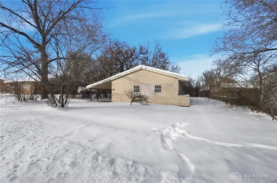 5147 Whaley Drive, Dayton, OH 45417 - #3