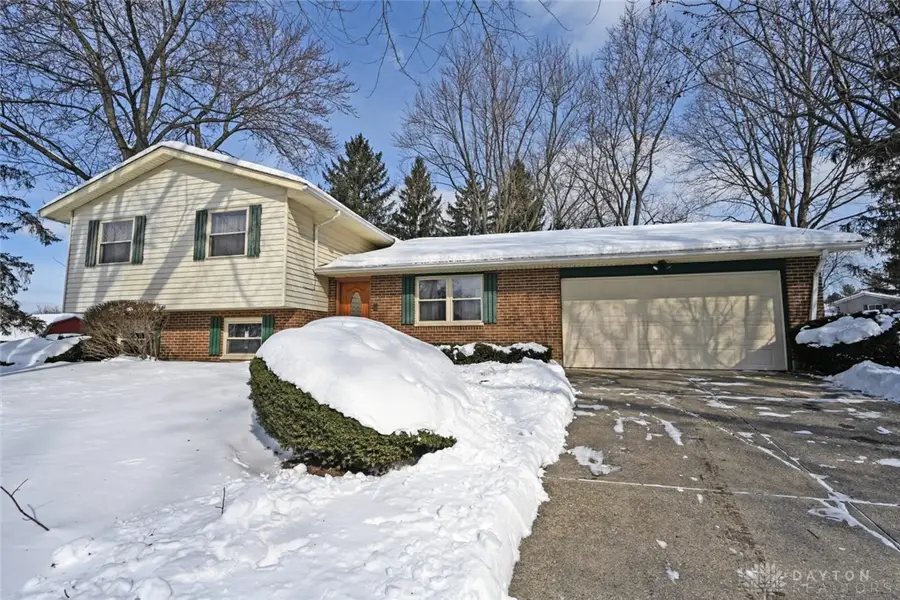 615 Bendwood Way, Beavercreek, OH 45430 - #2