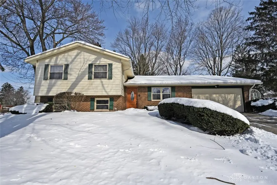 615 Bendwood Way, Beavercreek, OH 45430 - #3