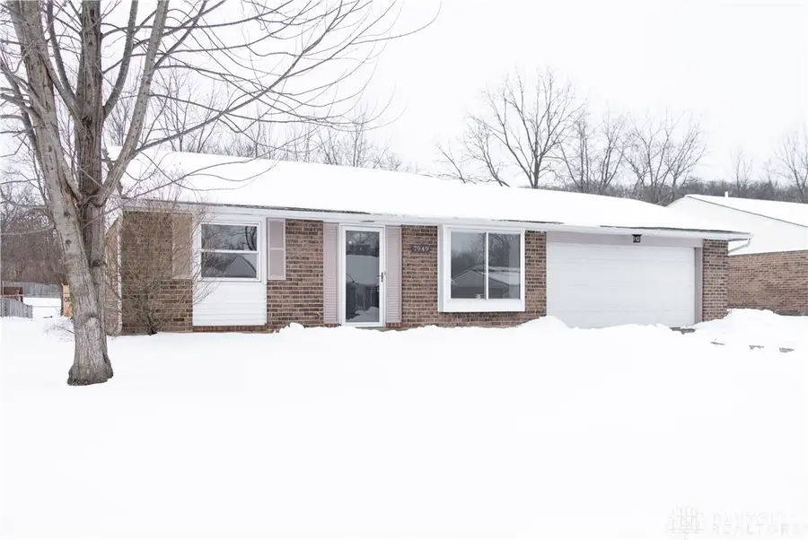 7949 Thistlewood Court, Dayton, OH 45424 - Image #2