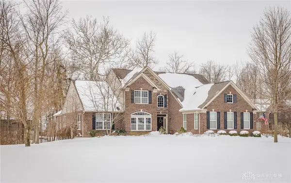 251 Fallen Leaf Court, Springboro, OH 45066