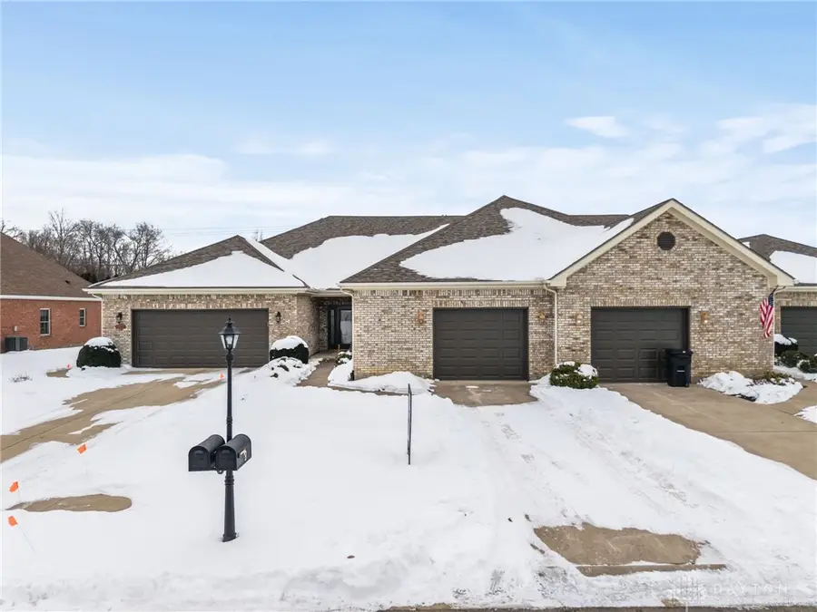 1426 Paul Revere Way #B, Troy, OH 45373 - #2