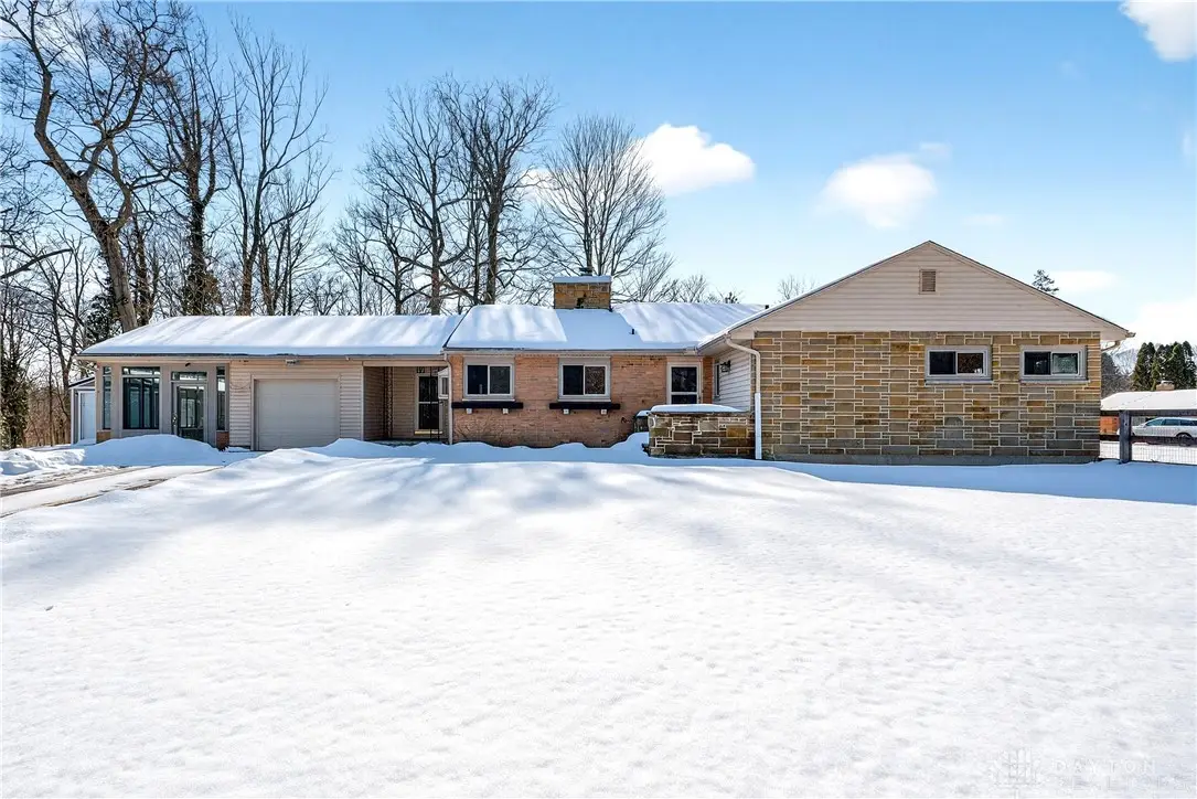 4477 E Centerville Road, Sugarcreek Township, OH 45370 - #1