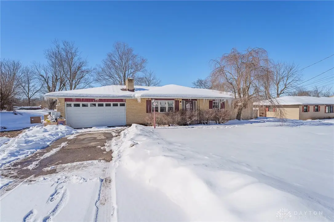 6323 Shaker Road, Franklin, OH 45005 - #1