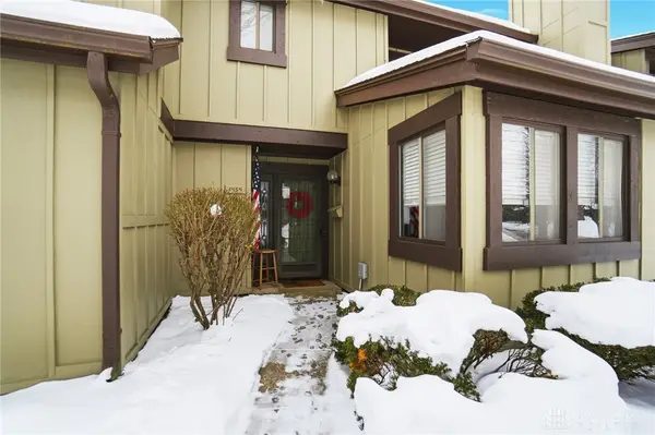 1454 Carriage Trace Boulevard, Centerville, OH 45459