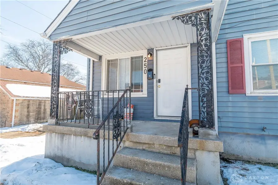 250 E Parkwood Drive, Dayton, OH 45405 - #3
