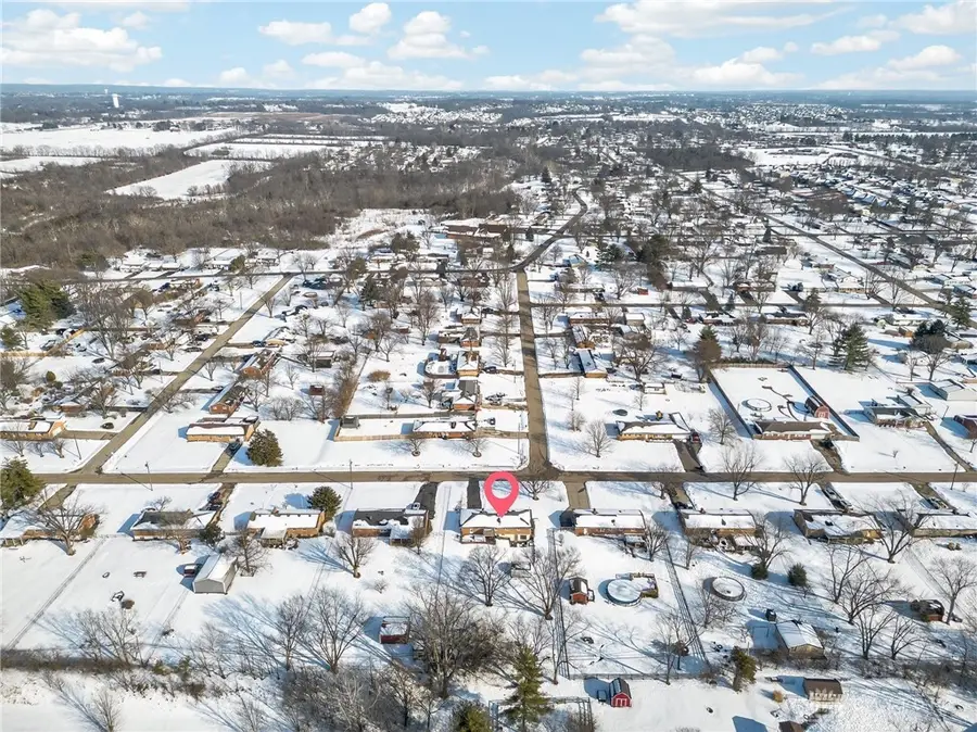 3833 Sterling Drive, Franklin, OH 45005 - #3