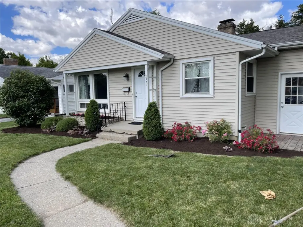 609 N Cherry Street, Celina, OH 45822 - #1