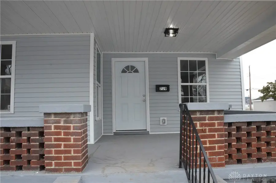 719 W Clegg, Dayton, OH 45417 - #2