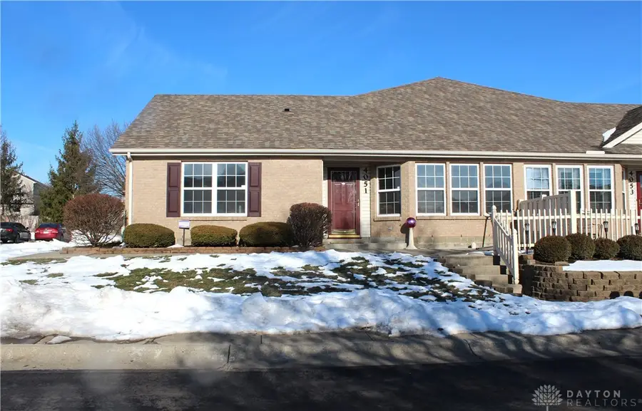 4051 Twin Lakes Circle, Englewood, OH 45315 - #3