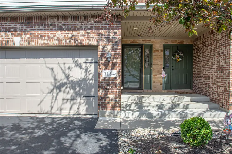 3164 Cobblestone Lane, Kettering, OH 45429 - #2