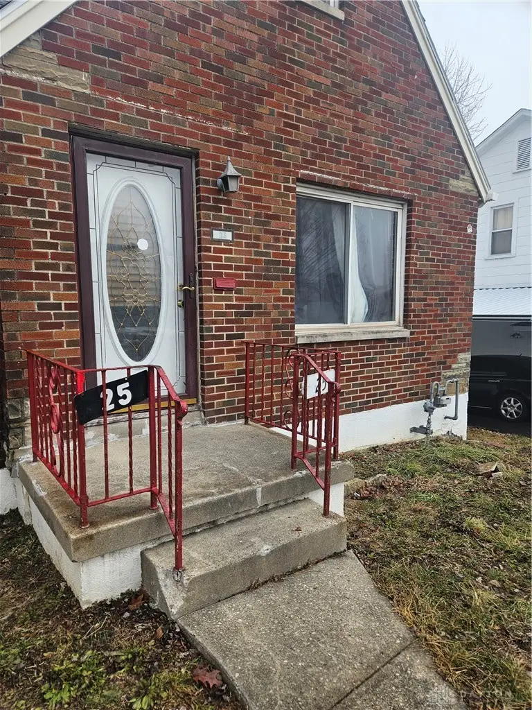 25 Redwood Avenue, Dayton, OH 45405 - #3