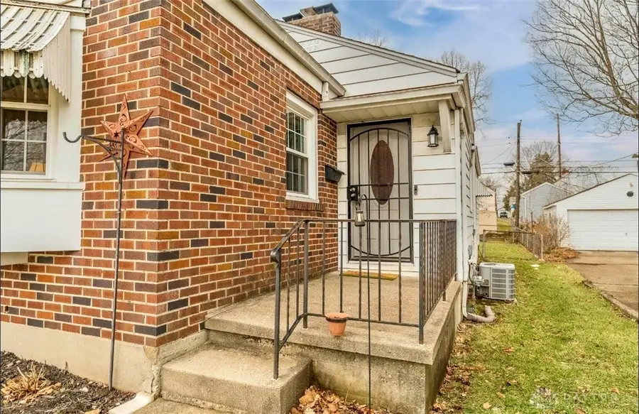 1821 S Smithville Road, Dayton, OH 45420 - #2