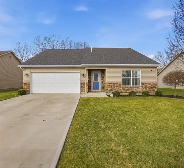 215 Riesling Drive, Englewood, OH 45322