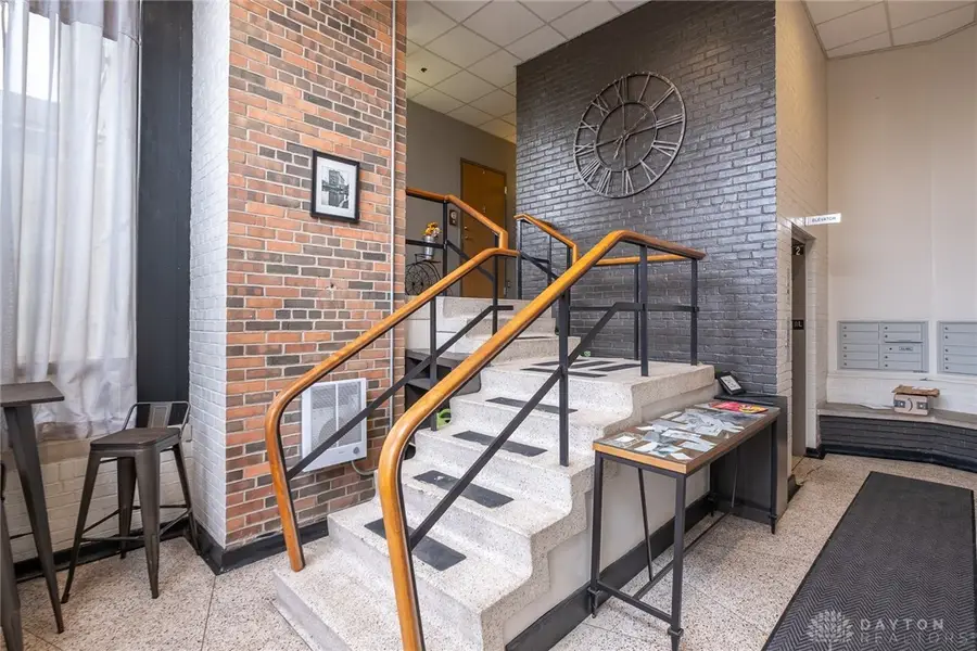 207 E 6th Street #204, Dayton, OH 45402 - #2