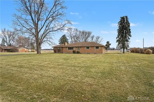 6105 Country Estates Drive, Tipp City, OH 45371