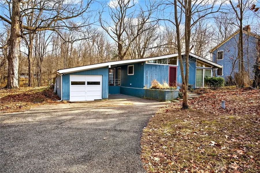 1104 Mcbee Road, Bellbrook, OH 45305 - #2