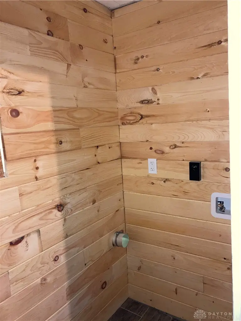 1105 Farlow Street, Springfield, OH 45503 - #3