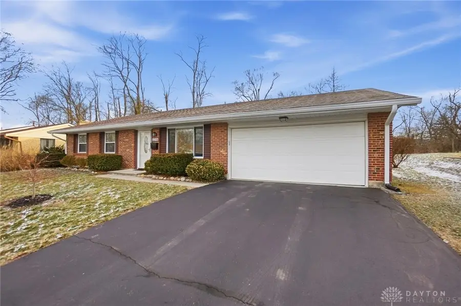 6296 Blossom Park Drive, Dayton, OH 45449 - #2