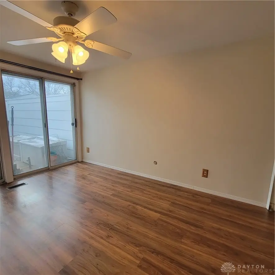 5886 Troy Villa Boulevard, Dayton, OH 45424 - #3