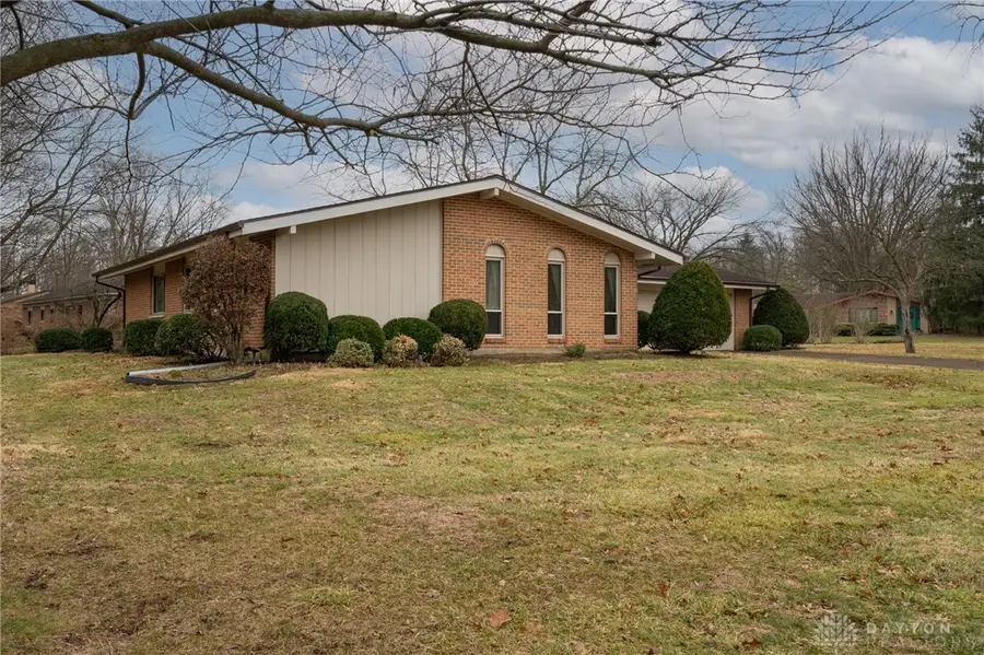 494 Towncrest Drive, Beavercreek, OH 45434 - #2