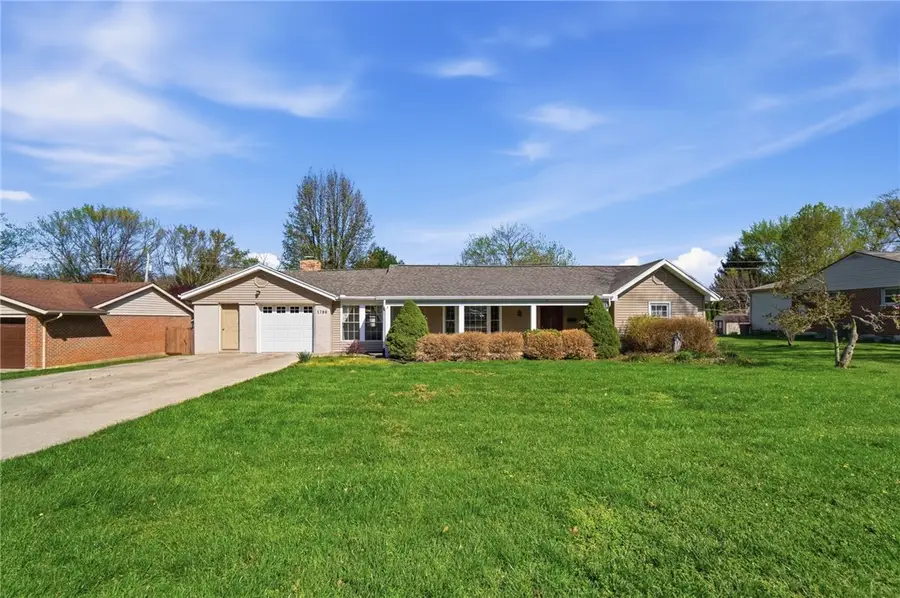 1796 N Belleview Drive, Bellbrook, OH 45305 - #3