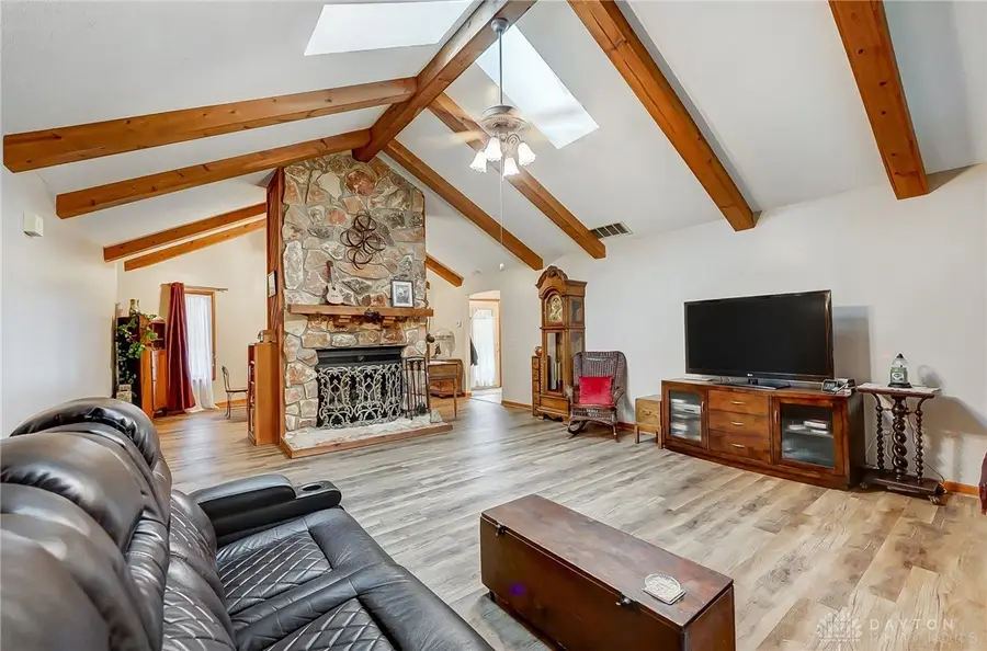 536 Queen Eleanor Court, Miamisburg, OH 45342 - #2