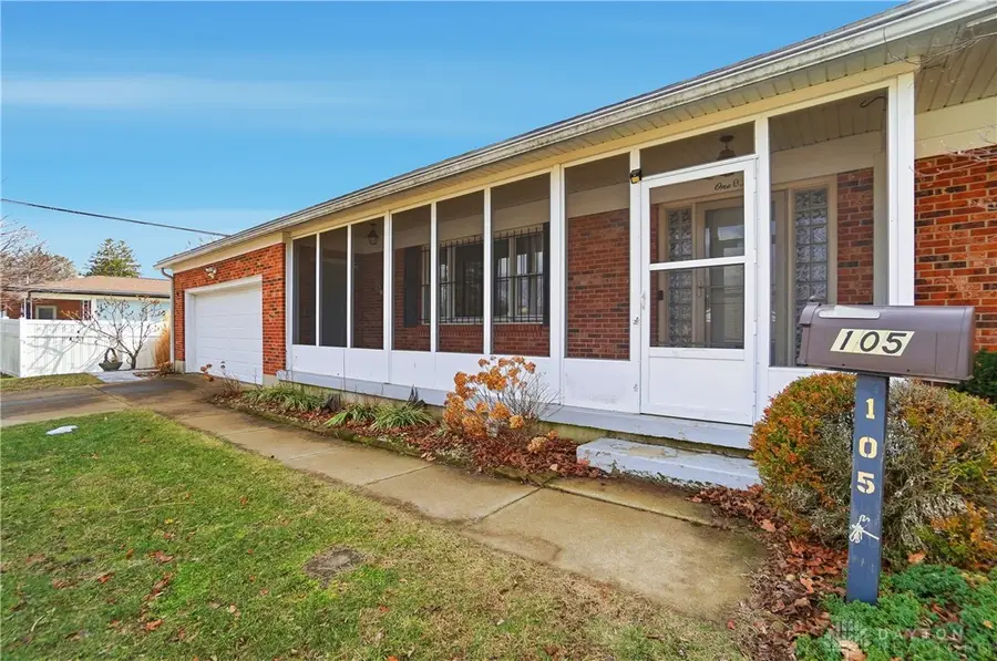 105 W Roger Drive, Trenton, OH 45067 - #3