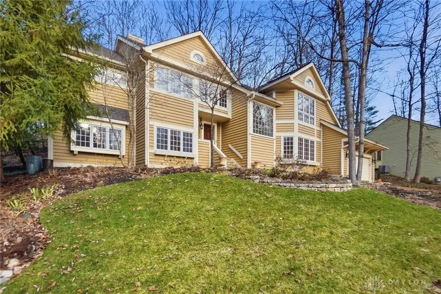 4524 Royal Ridge Way, Dayton, OH 45429 - #3