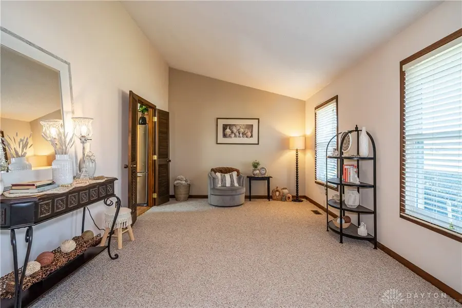 612 Applehill Drive, West Carrollton, OH 45449 - #3